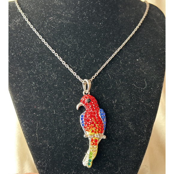 BLING! Red Blue Rhinestone Parrot Bird Pendant Necklace 17" Silver Tone Chain - Picture 1 of 5